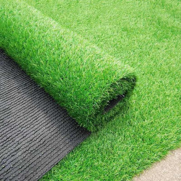 Cách vệ sinh thảm cỏ nhân tạo
