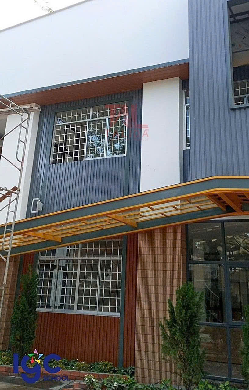 Trần nhôm giả gỗ ngoài trời chống nước, chống ẩm tuyệt đối, phù hợp cả môi trường ẩm ướt.